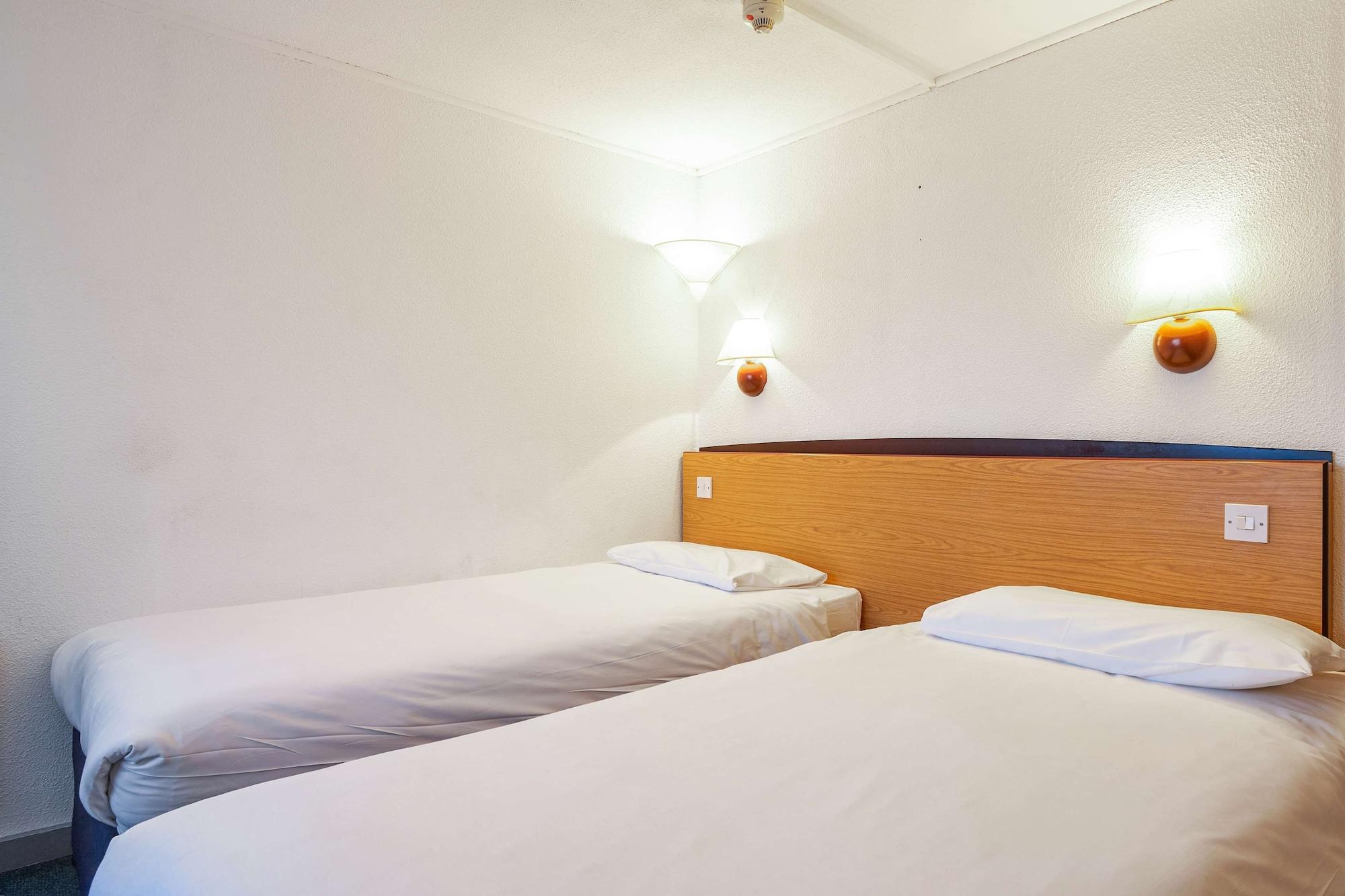 Campanile Hotel Wakefield Buitenkant foto