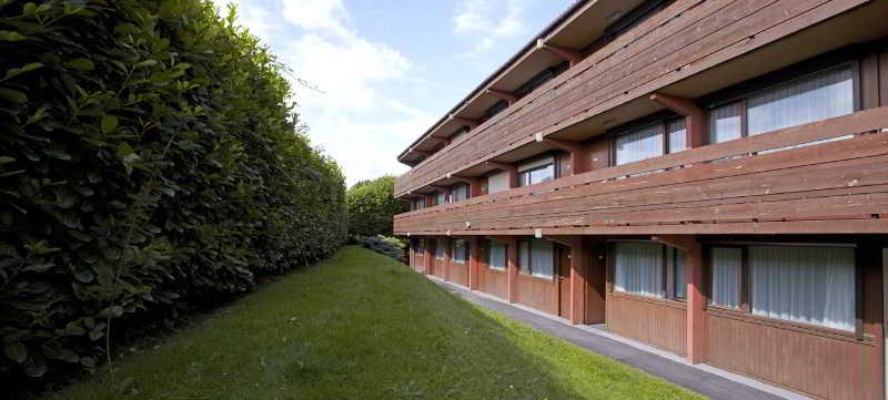 Campanile Hotel Wakefield Buitenkant foto