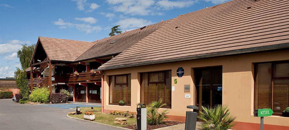 Campanile Hotel Wakefield Buitenkant foto